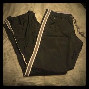 Old Navy Lined Wind Breaker Pants Size M